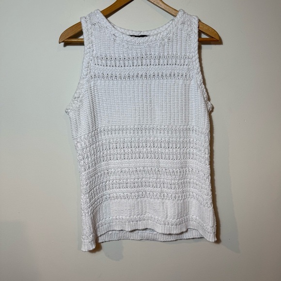 White Sleeveless Knit Top - Picture 1 of 5